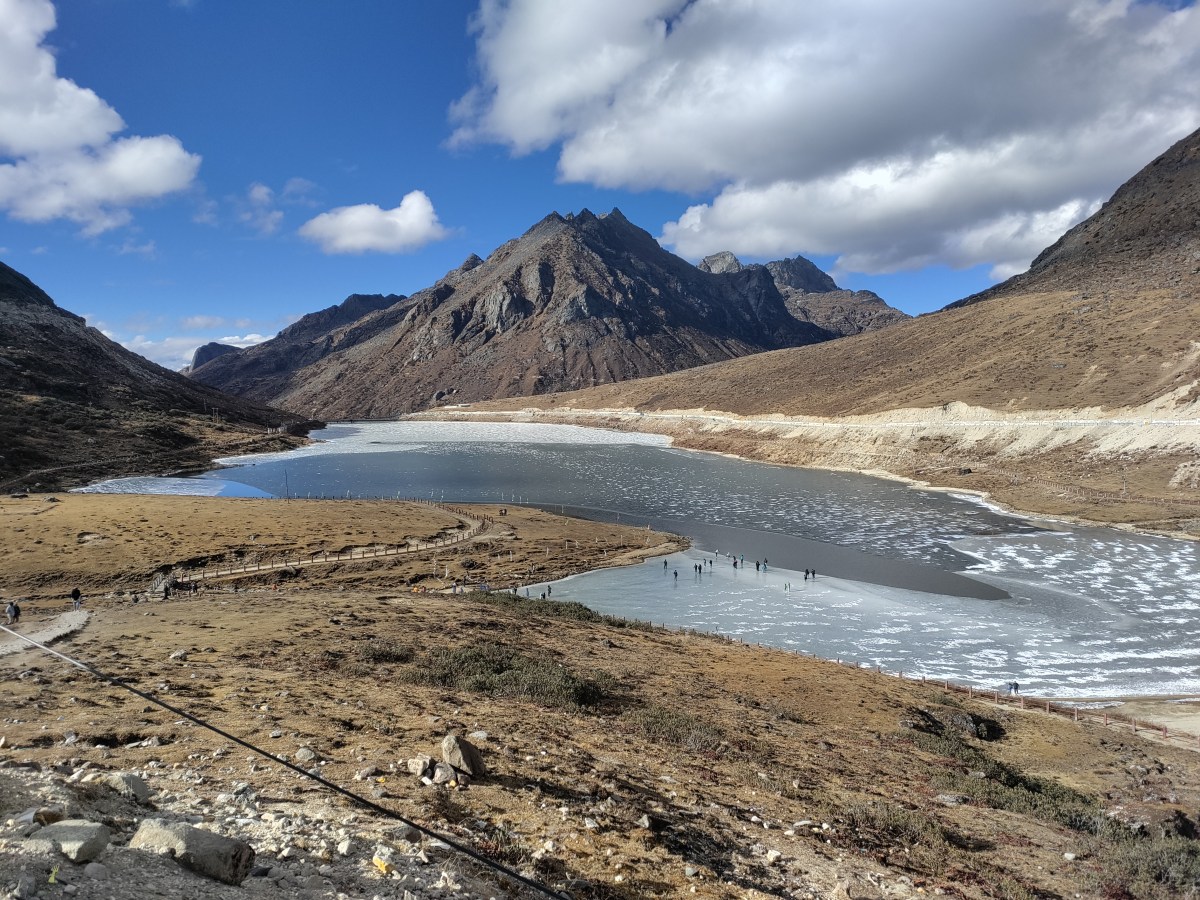 The Land of Dawn-lit&nbsp;Mountains